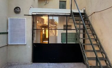 CARAPACHAY - LOTE PROPIO - 4 AMB CON JARDÍN Y GARAJE!