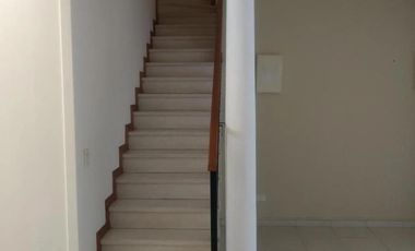 Casa en venta - 5 Dormitorios 4 Baños - City Bell