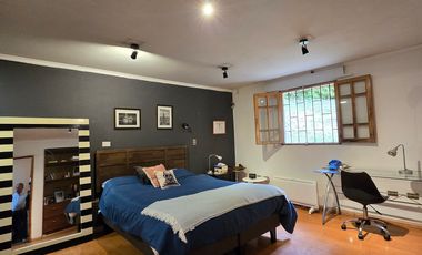 CASA 6 DORM 3 EST EN SAN CARLOS DE APOQUINDO