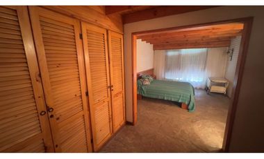 GRAN CHALET EN EL GOLF A 2 CUADRAS DEL MAR