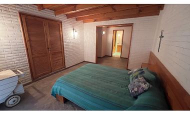 GRAN CHALET EN EL GOLF A 2 CUADRAS DEL MAR