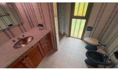 GRAN CHALET EN EL GOLF A 2 CUADRAS DEL MAR