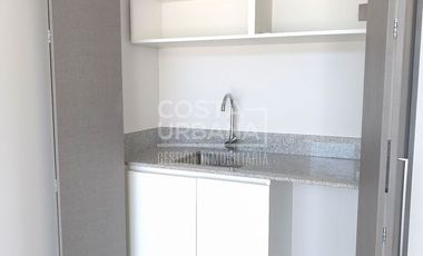 OFICINA CENTRO COMERCIAL PINARES