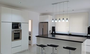 Oportunidad !! Casa de Diseño, 4 dorm, Costa Esmeralda Pinamar