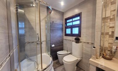 Casa en Villa Ballester - Venta - Seis Ambientes - Lote 15 mts x 50 mts.