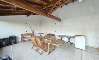 Casa en Villa Ballester - Venta - Seis Ambientes - Lote 15 mts x 50 mts.