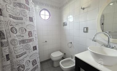 Casa en Villa Ballester - Venta - Seis Ambientes - Lote 15 mts x 50 mts.