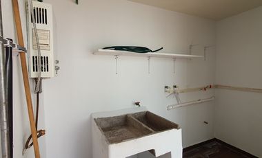 SE RENTA CASA EN ADAMAR DENTRO DE COTO MAREVNA