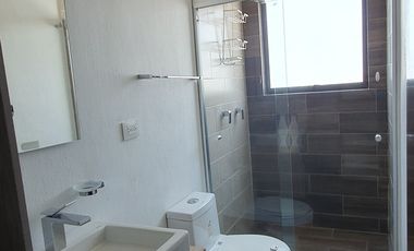 SE RENTA CASA EN ADAMAR DENTRO DE COTO MAREVNA