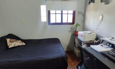 Casa en venta para dos familias de 3 ambiente y 2 ambientes  con cochera - Wilde
