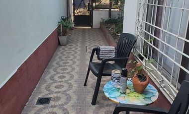 Casa en venta para dos familias de 3 ambiente y 2 ambientes  con cochera - Wilde