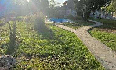 Casa en venta - 4 Dormitorios 3 Baños - Cochera - 1600Mts2 - Luis Guillón, Esteban Echeverría