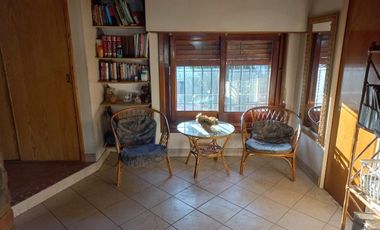 Casa en venta - 4 Dormitorios 3 Baños - Cochera - 1600Mts2 - Luis Guillón, Esteban Echeverría