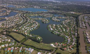 YA ESCRITURADO. ORIENTACION NORTE. LOTE INTERNO.