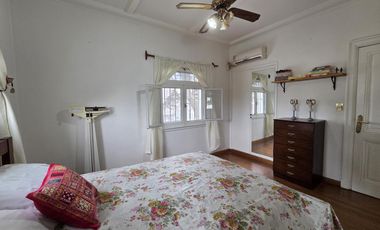 Venta Casa en San Miguel 5 ambientes con amplio Parque y Pileta