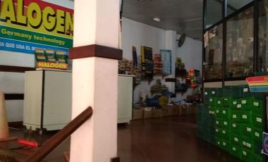 RETASADO Gran local en San Telmo 2000 m2   900 m2 de Terraza. EEUU y Defensa.