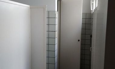 RETASADO Gran local en San Telmo 2000 m2   900 m2 de Terraza. EEUU y Defensa.