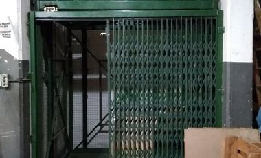 RETASADO Gran local en San Telmo 2000 m2   900 m2 de Terraza. EEUU y Defensa.