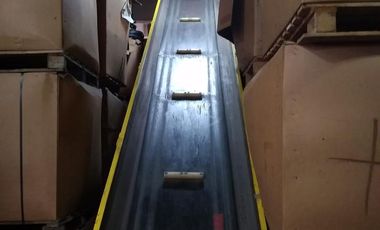 RETASADO Gran local en San Telmo 2000 m2   900 m2 de Terraza. EEUU y Defensa.