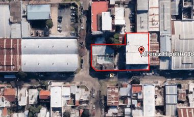 Establecimiento Industrial de 1350 m2 cubiertos, con salida a dos calles