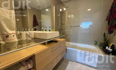 Departamento de 3 dormitorios y 3 baños en Fontanas del Sur!