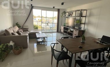 Departamento de 3 dormitorios y 3 baños en Fontanas del Sur!