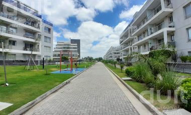 Departamento de 3 dormitorios y 3 baños en Fontanas del Sur!