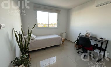 Departamento de 3 dormitorios y 3 baños en Fontanas del Sur!