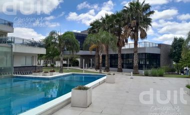 Departamento de 3 dormitorios y 3 baños en Fontanas del Sur!