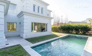 Casa 3 dormitorios con piscina