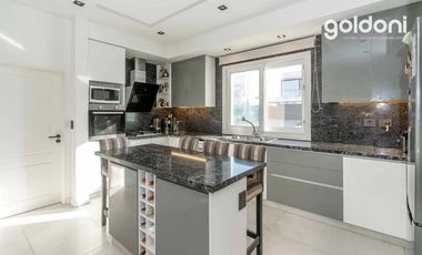 Casa 3 dormitorios con piscina