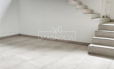 Local Comercial en Arriendo en A pasos del Metro Tobalaba, metro El Golf