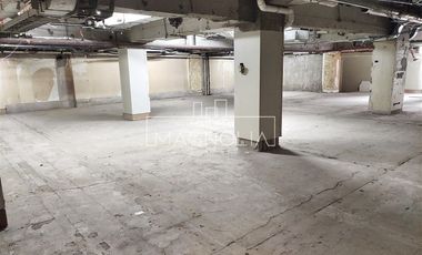 Local Comercial en Arriendo en A pasos del Metro Tobalaba, metro El Golf