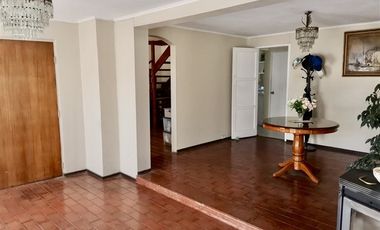 Casa en Venta en A Pasos de Troncal Urbano