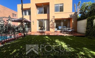 Casa en Venta en Alberto Valenzuela llanos con Francisco Otta