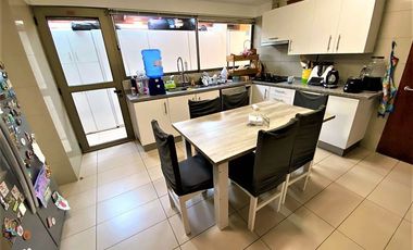 Casa en Arriendo en Avenida Quilin Las Pircas