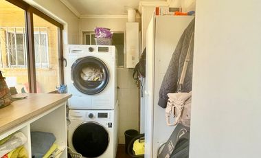 EN VENTA AMPLIA CASA, A PASOS DE UCT CAMPUS NORTE