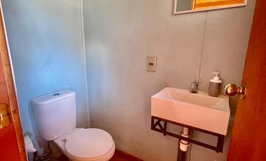 EN VENTA AMPLIA CASA, A PASOS DE UCT CAMPUS NORTE