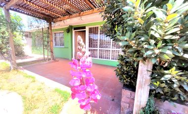 GRAN CASA EN PLENO CENTRO DE TALAGANTE