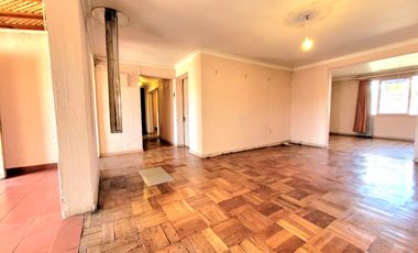 GRAN CASA EN PLENO CENTRO DE TALAGANTE