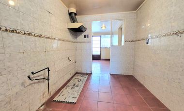 GRAN CASA EN PLENO CENTRO DE TALAGANTE