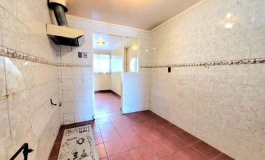 GRAN CASA EN PLENO CENTRO DE TALAGANTE