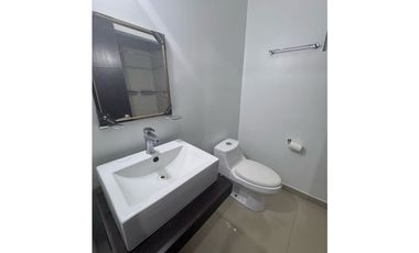 Casa en renta en Cerradas de Cumbres con paneles solares en Monterrey