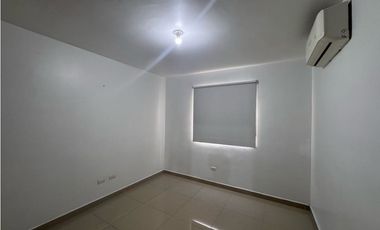 Casa en renta en Cerradas de Cumbres con paneles solares en Monterrey