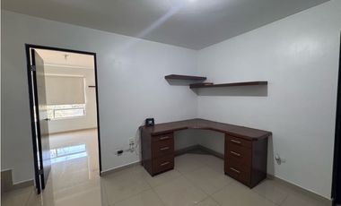 Casa en renta en Cerradas de Cumbres con paneles solares en Monterrey