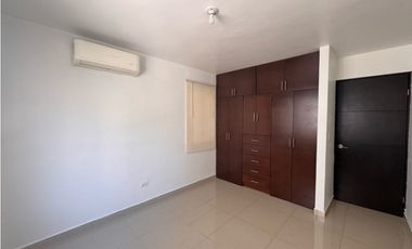 Casa en renta en Cerradas de Cumbres con paneles solares en Monterrey