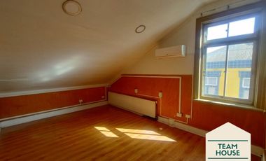 Magnífica Casona, para instituciones u oficinas, Valdivia