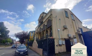 Magnífica Casona, para instituciones u oficinas, Valdivia