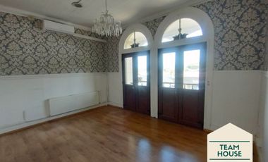 Magnífica Casona, para instituciones u oficinas, Valdivia