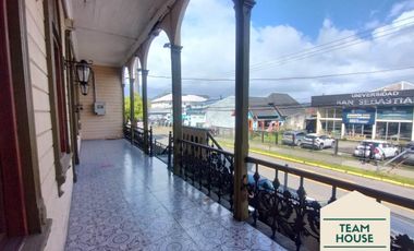 Magnífica Casona, para instituciones u oficinas, Valdivia